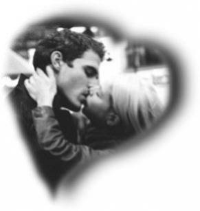 Coeur bisou couple amoureux