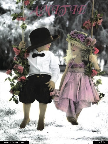 Couple enfants amoureux   super mignon !